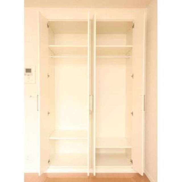 収納　※別部屋の参考写真です。