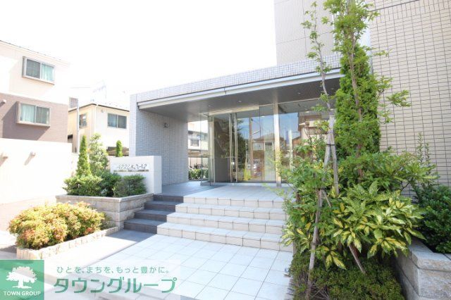 エントランス　※参考写真