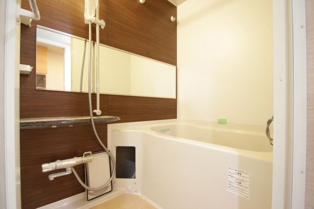 バス・シャワールーム　※別室の参考写真の為、現況優先です。