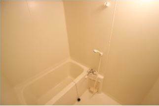 バス・シャワールーム　シンプルなお風呂