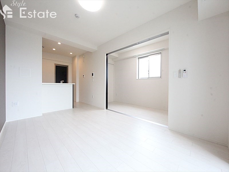 居室・リビング　内装