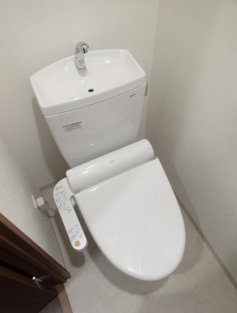 トイレ　トイレ