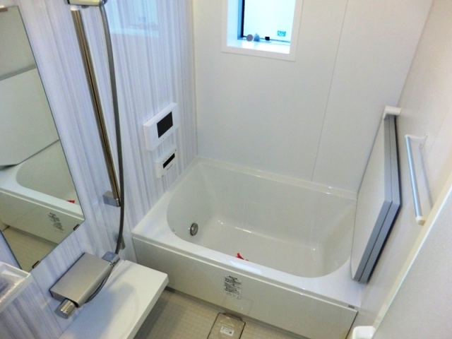 トイレ　コンパクトで使いやすいトイレです♪