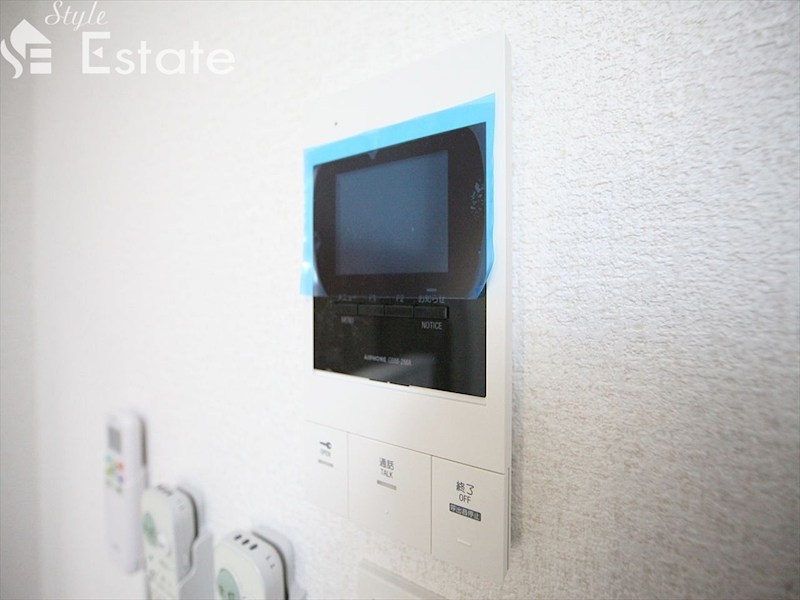 セキュリティ　モニター付きインターホン