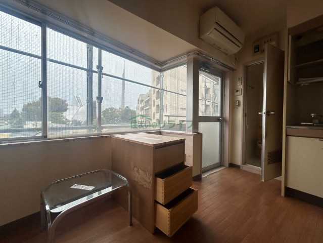 居室・リビング　※参考写真　同タイプ（間取り）の写真となります。