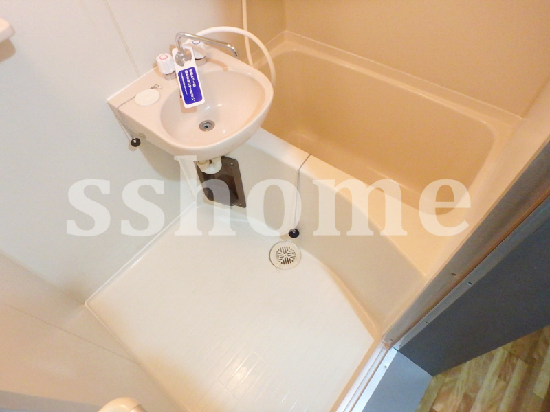 バス・シャワールーム　2点セパレート☆