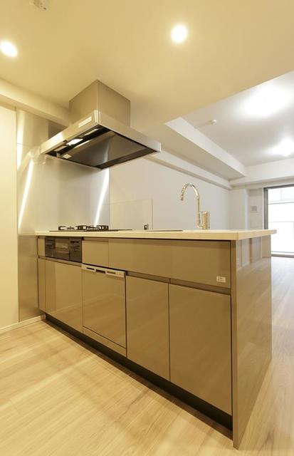 キッチン　※写真は同タイプ住戸です。