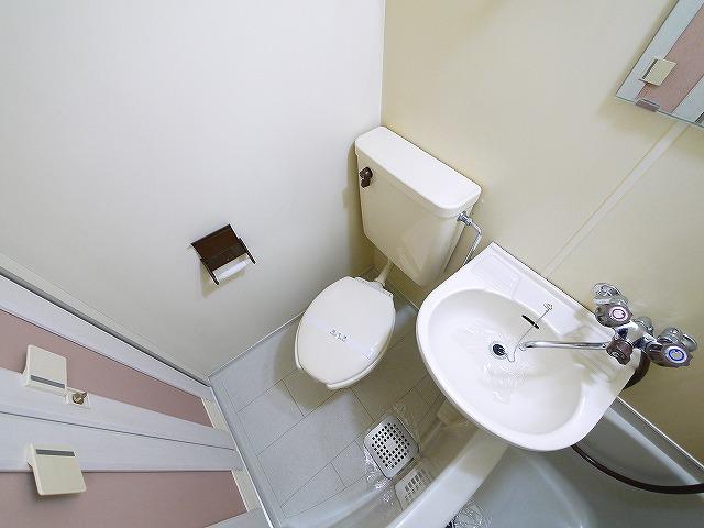 トイレ　ゆったりとした空間のトイレです