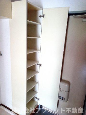 玄関　シューズボックス　※左右反転・イメージ