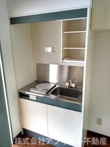 キッチン　システムキッチン　※左右反転・イメージ