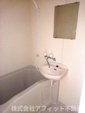 バス・シャワールーム　※左右反転・イメージ