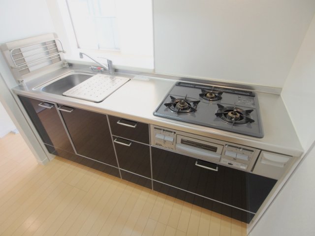 キッチン　※同じ間取りの別部屋のお写真です※