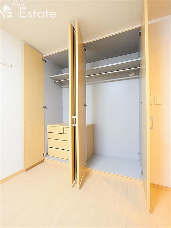 収納　クローゼット
