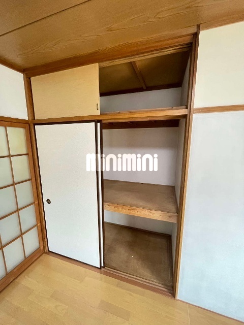 収納　※同物件別号室の参考写真です。