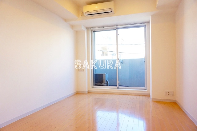 居室・リビング　開放感のあるゆったりとしたお部屋です♪