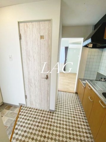 玄関　玄関です。