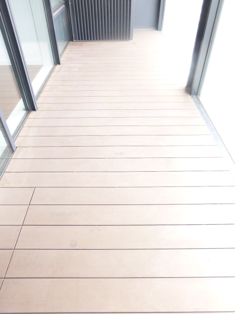 バルコニー　バルコニー