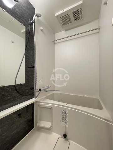 バス・シャワールーム　エスリード弁天町グランツ　風呂