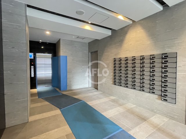 ロビー　エスリード弁天町グランツ　ロビー