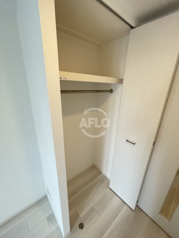 収納　エスリード弁天町グランツ　クローゼット