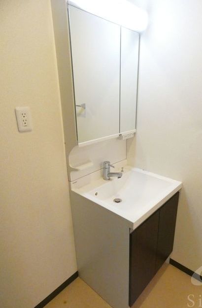 洗面設備　同仕様