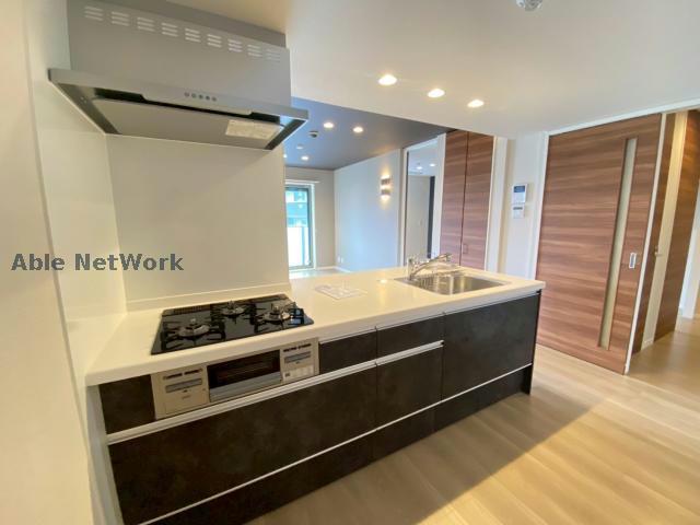 キッチン　同型タイプ　現況優先