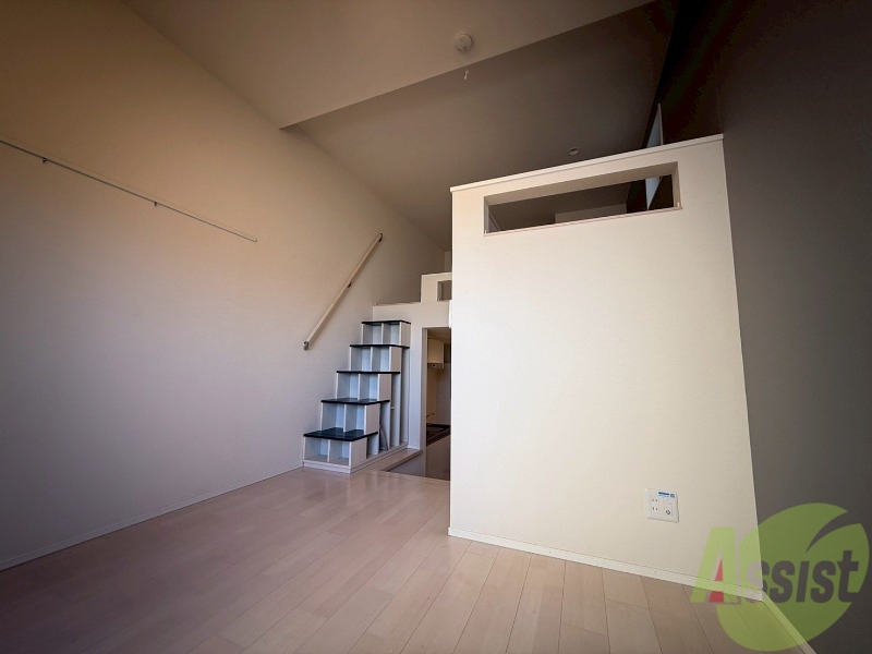 その他部屋・スペース　洋室を別角度から撮影しました。イメージを掴んで下さい。