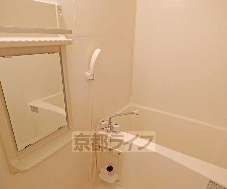 バス・シャワールーム　お風呂です。