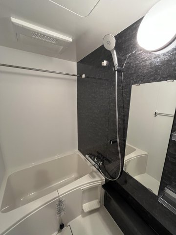 バス・シャワールーム　風呂