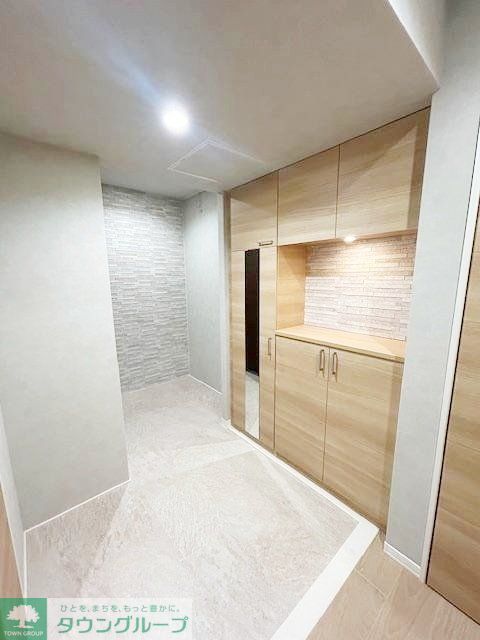 玄関　キッチン