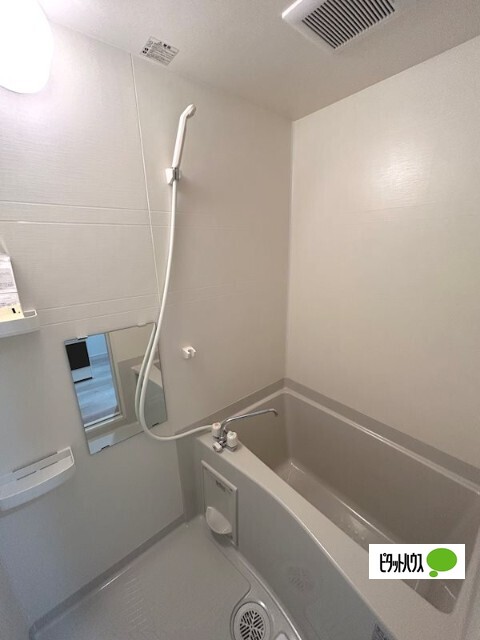 バス・シャワールーム　バスルーム