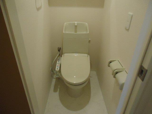 トイレ　シャワー付トイレ