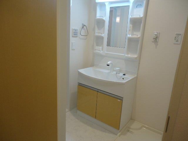 洗面設備　洗髪洗面化粧台