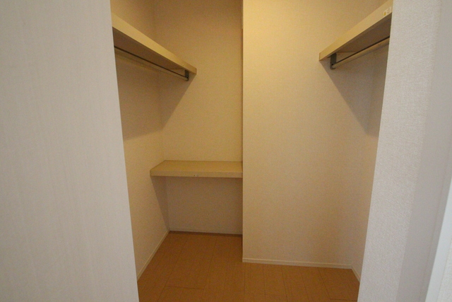 収納　別部屋参考写真です