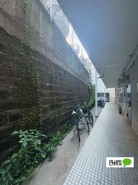 駐車場　※駐輪場