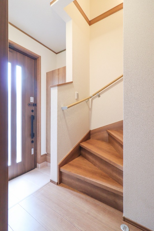 玄関　図面と現状に相違がある場合には現状を優先