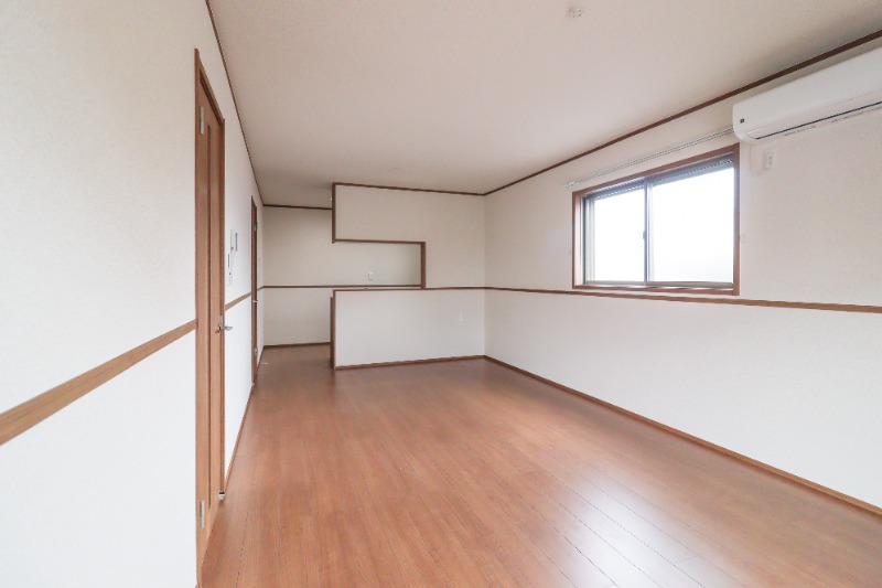 居室・リビング　図面と現状に相違がある場合には現状を優先