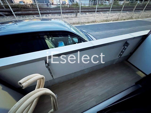 バルコニー　お洗濯物はこちらで