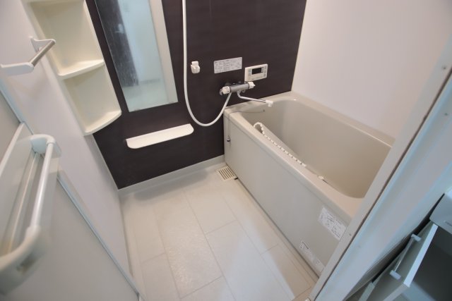 バス・シャワールーム　別室の参考写真です。※現況優先