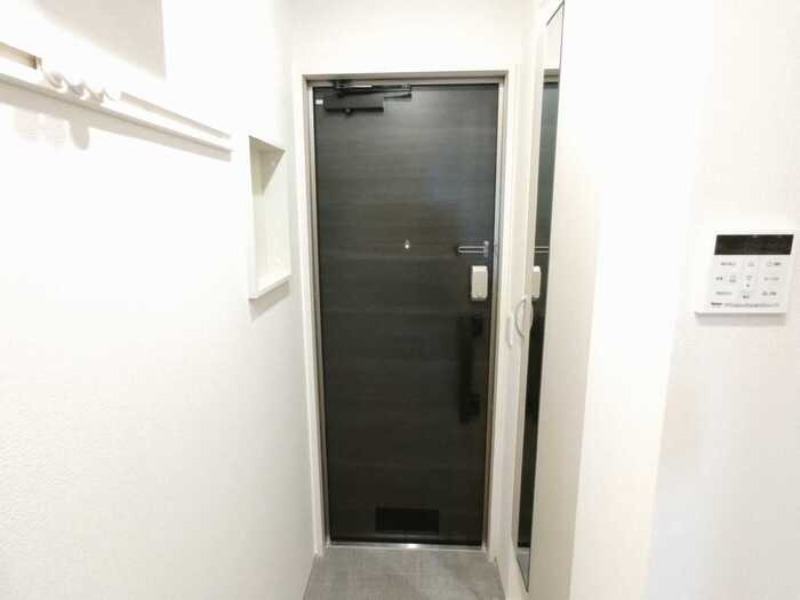 玄関　図面と現状に相違がある場合には現状を優先