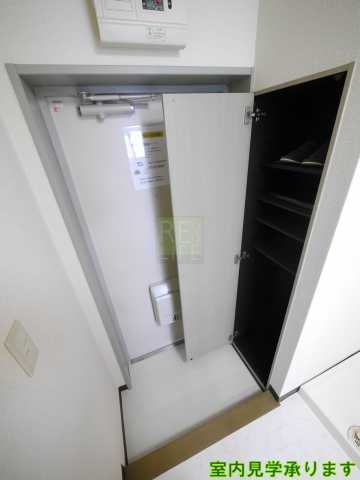 収納　グランヴァン四谷三丁目