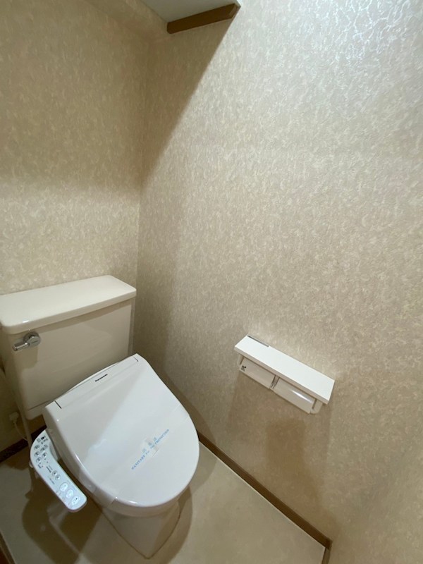 トイレ　別部屋参考