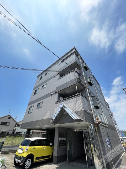 建物外観　陽も入る明るいマンションです♪♪