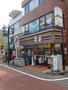 コンビニ　セブンイレブン世田谷東松原駅前店（コンビニ）まで298m