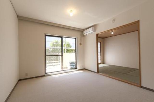 居室・リビング　※写真は同タイプ住戸です。