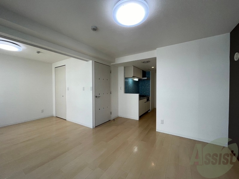 居室・リビング　広くてキレイなお部屋が広がっていて、充実した生活が送れそう。