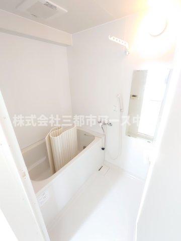 バス・シャワールーム　目黒本町マンション 目黒本町マンション　は三都市アース中延店