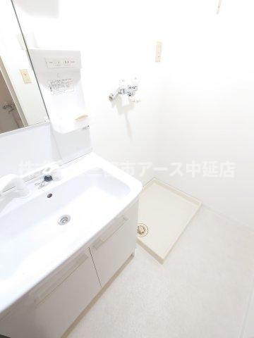 洗面設備　目黒本町マンション 目黒本町マンション　は三都市アース中延店