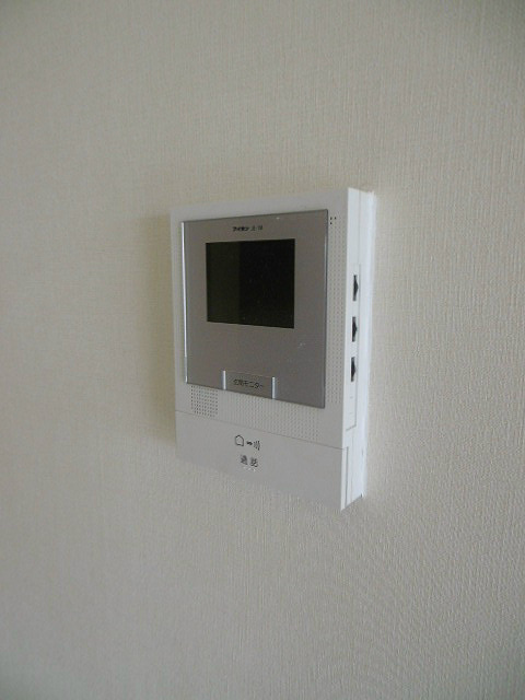 セキュリティ　ＴＶモニターホン　※写真は511号室のお部屋です。