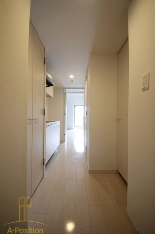 玄関　アドバンス西梅田ラシュレ